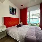 Pop, 25, Port Nature, Village Naturiste * Agde
