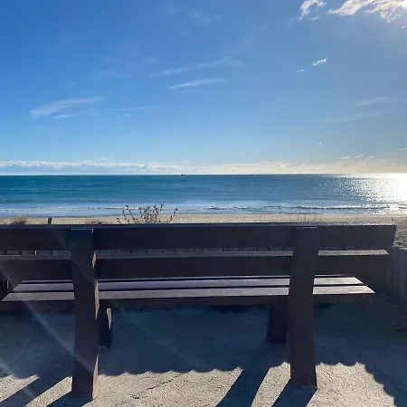 Pop, 25, Port Nature, Village Naturiste Ferienhaus