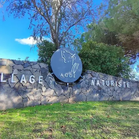 Pop, 25, Port Nature, Village Naturiste