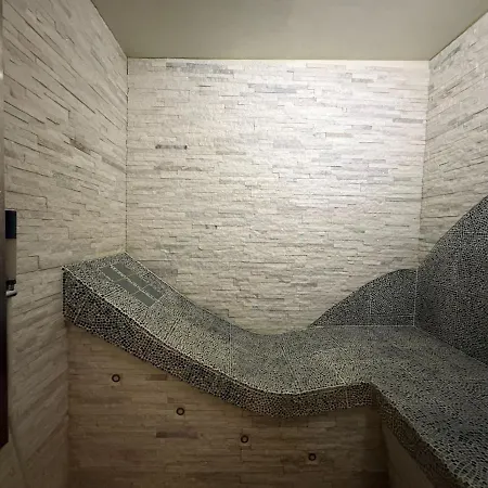 Pop, 25, Port Nature, Village Naturiste