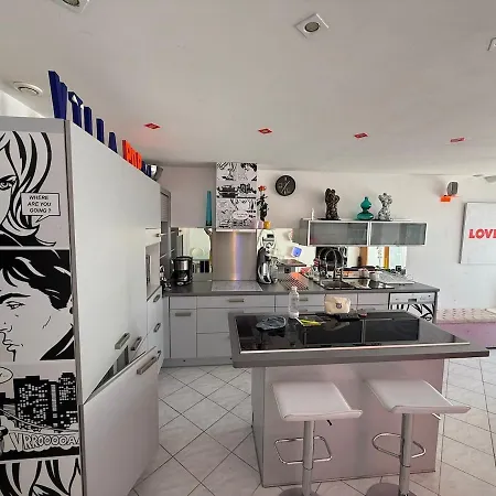 Pop, 25, Port Nature, Village Naturiste *