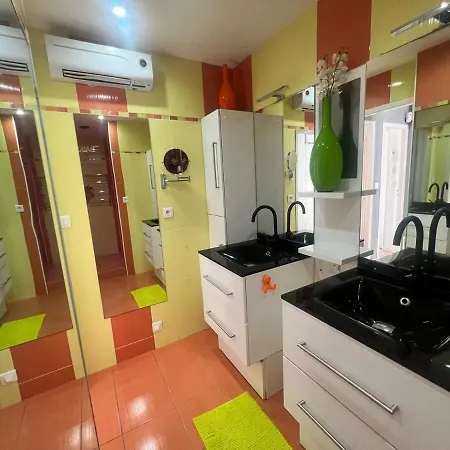 Pop, 25, Port Nature, Village Naturiste Agde