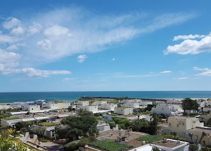 Pop, 25, Port Nature, Village Naturiste Casa vacanze Agde