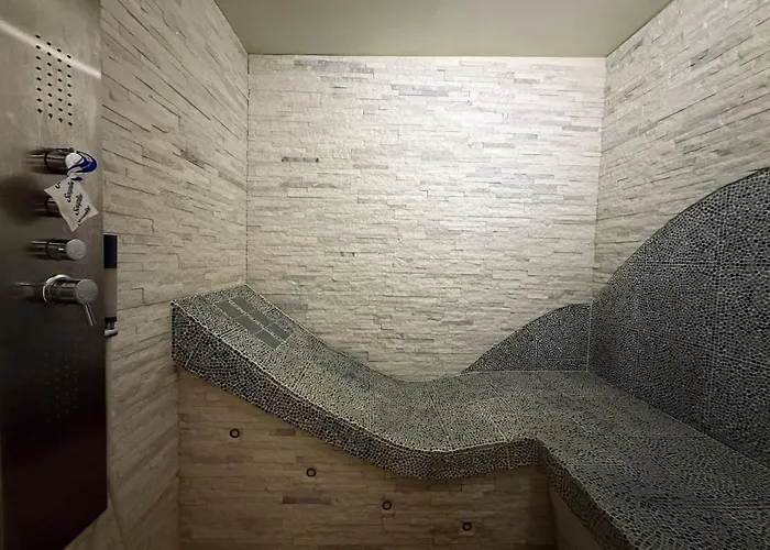 Pop, 25, Port Nature, Village Naturiste