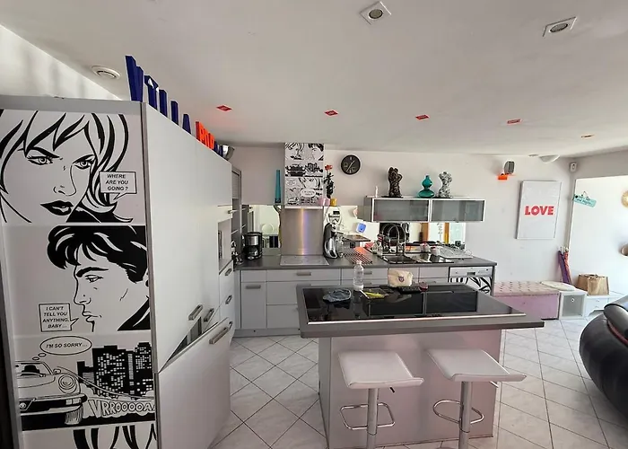 Pop, 25, Port Nature, Village Naturiste *